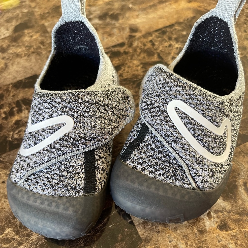 Toddler Nike Swoosh 1